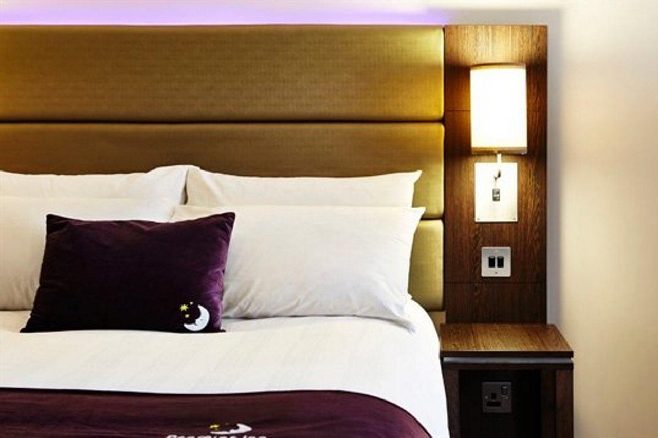Premier Inn Гейл Екстер'єр фото