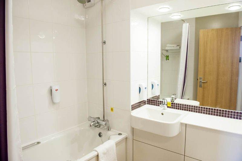 Premier Inn Гейл Екстер'єр фото