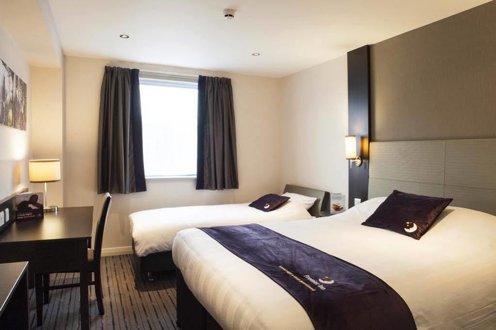 Premier Inn Гейл Екстер'єр фото